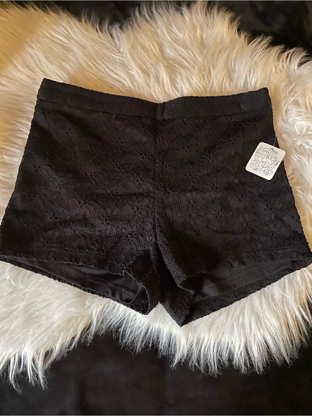Free People brand new with tag 🏷️ Black Lace Women's high-rise Shorts